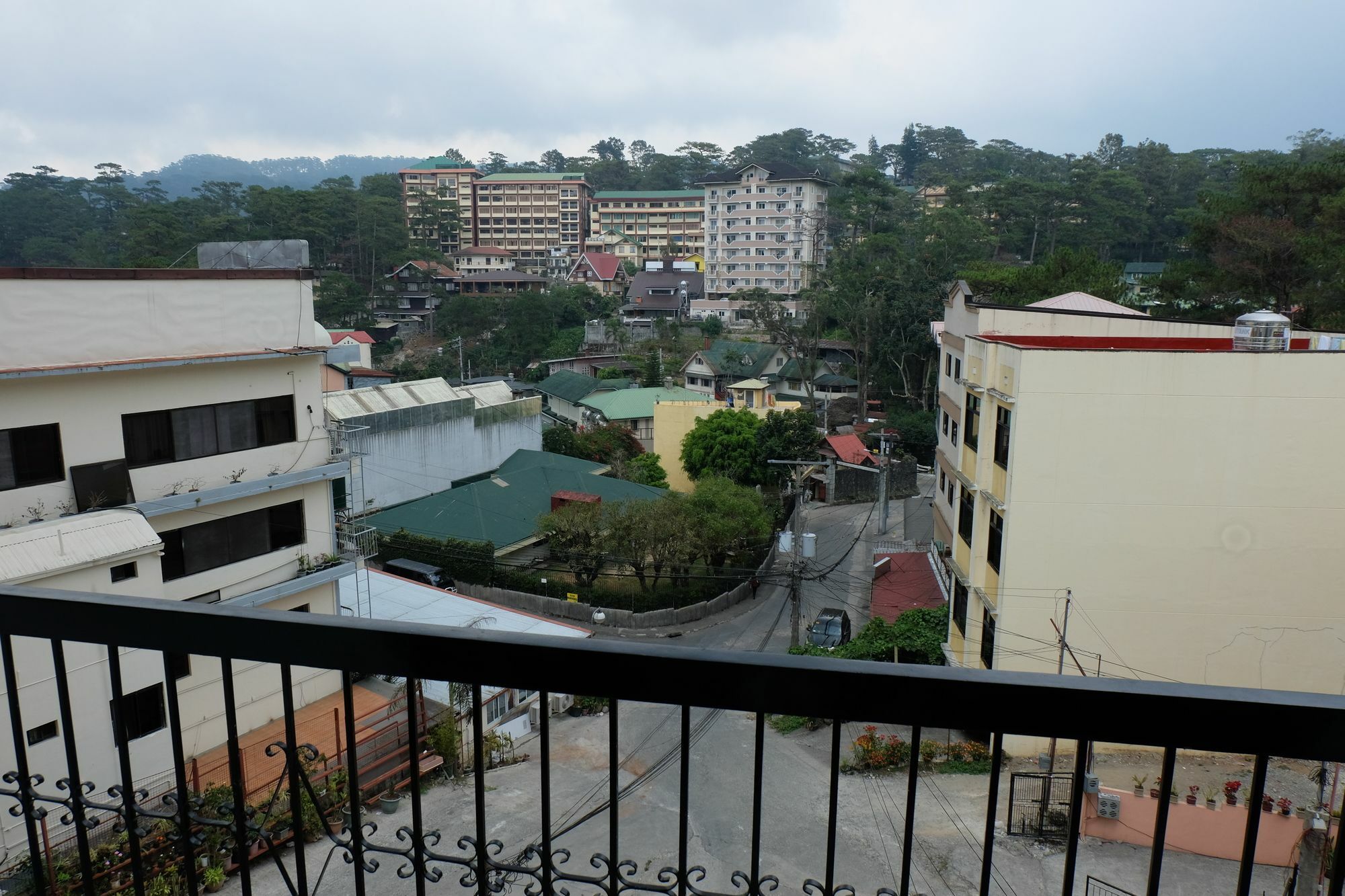 Vybe Travellers Pad Apartment Baguio City Ngoại thất bức ảnh